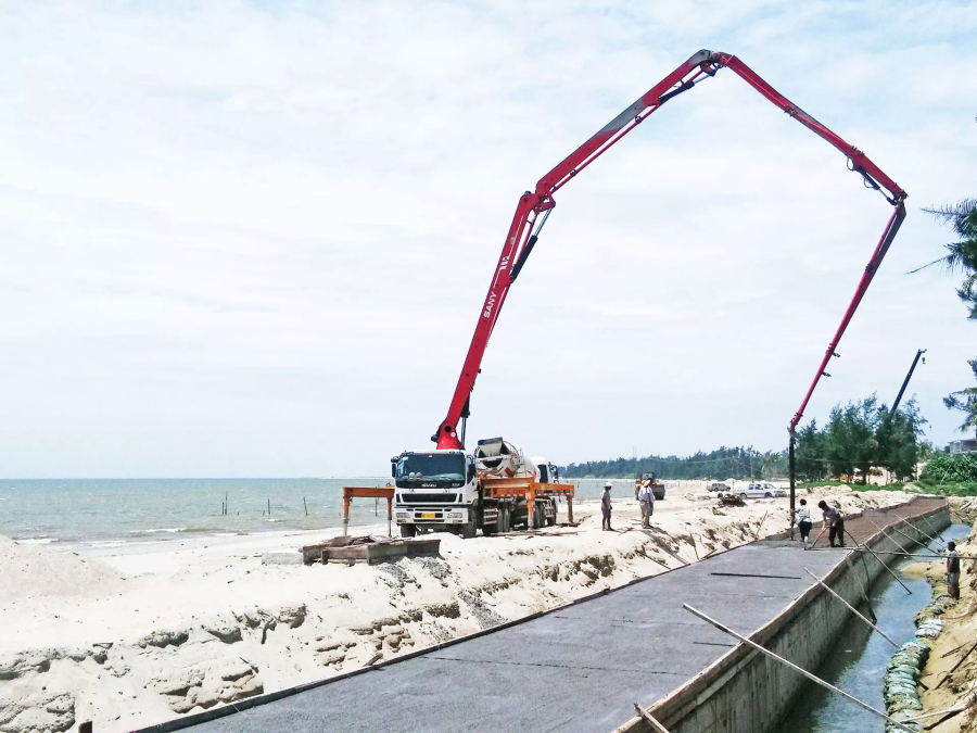 Bơm đứng Cần 37m